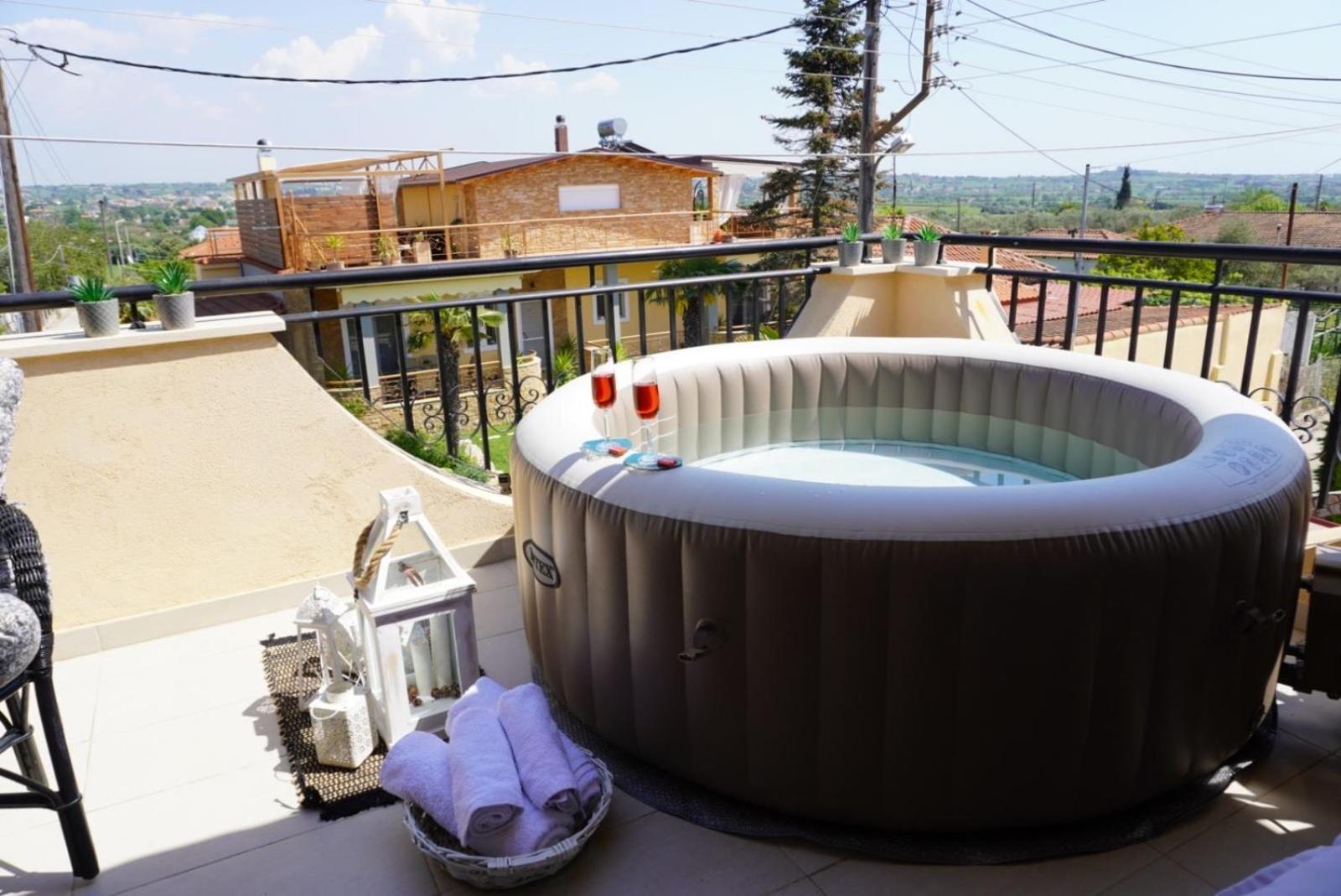 Villa Vaso With Jacuzzi Epanomi Exterior photo